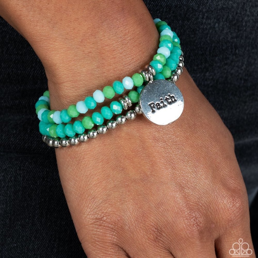 𝅺Fashionable Faith - Green